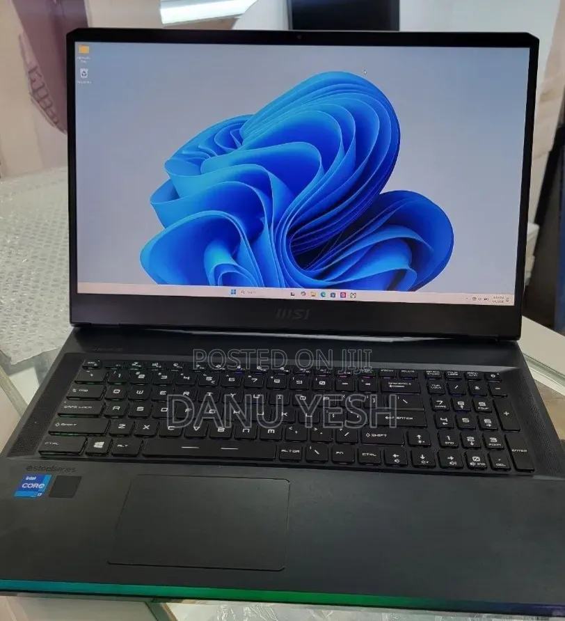 New Laptop MSI 16GB Intel Core i7 SSD 1T