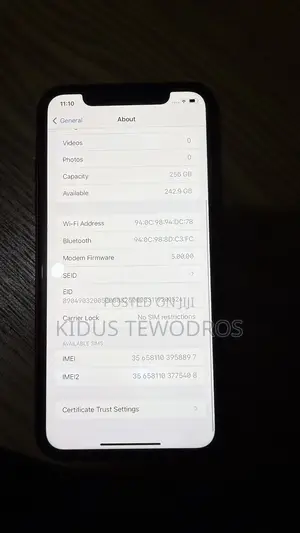 Apple iPhone 11 256 GB Red