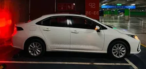 Toyota Corolla 2022 White