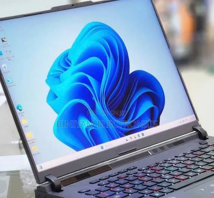 New Laptop Asus ROG Strix G16 G614 32GB Intel Core i9 SSD 1T