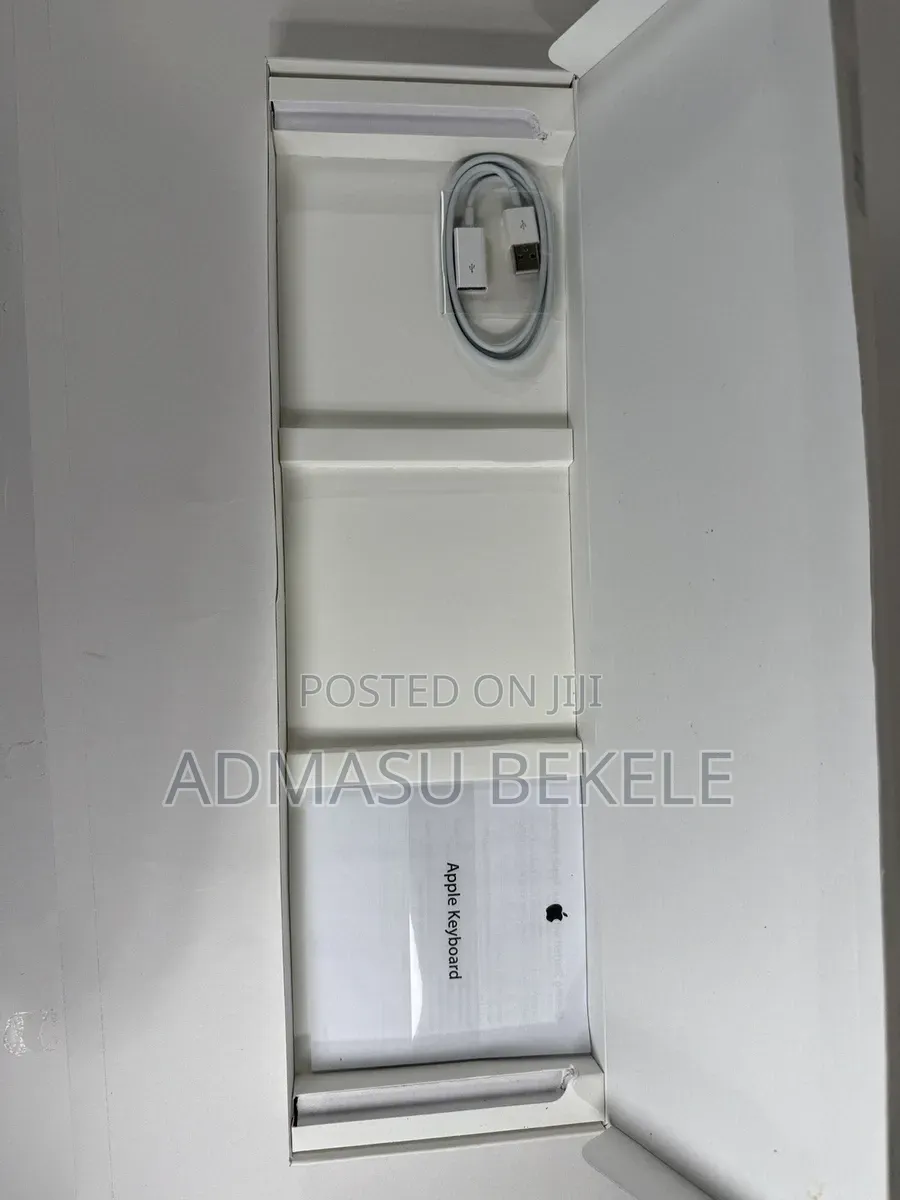 Apple Keyboard
