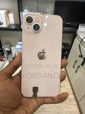 New Apple iPhone 13 128 GB Pink