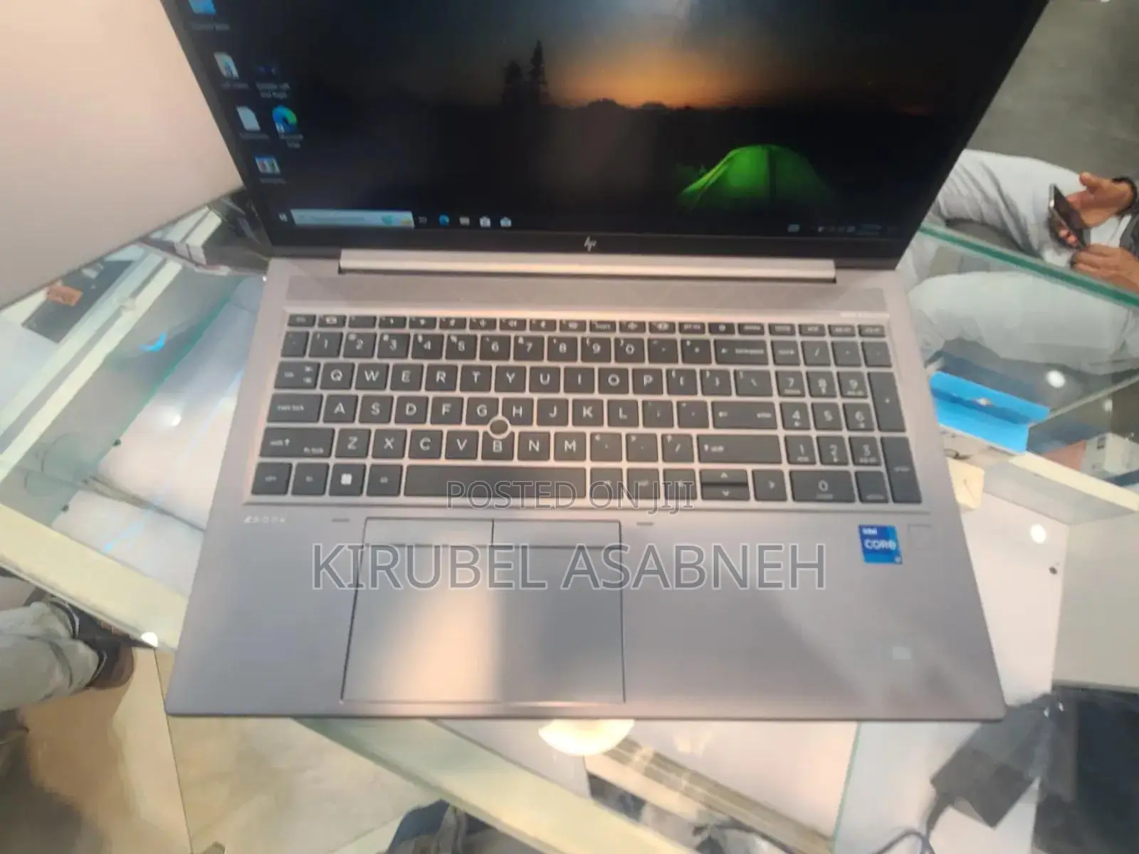 New Laptop HP ZBook Firefly 15 G7 16GB Intel Core i7 SSD 512GB