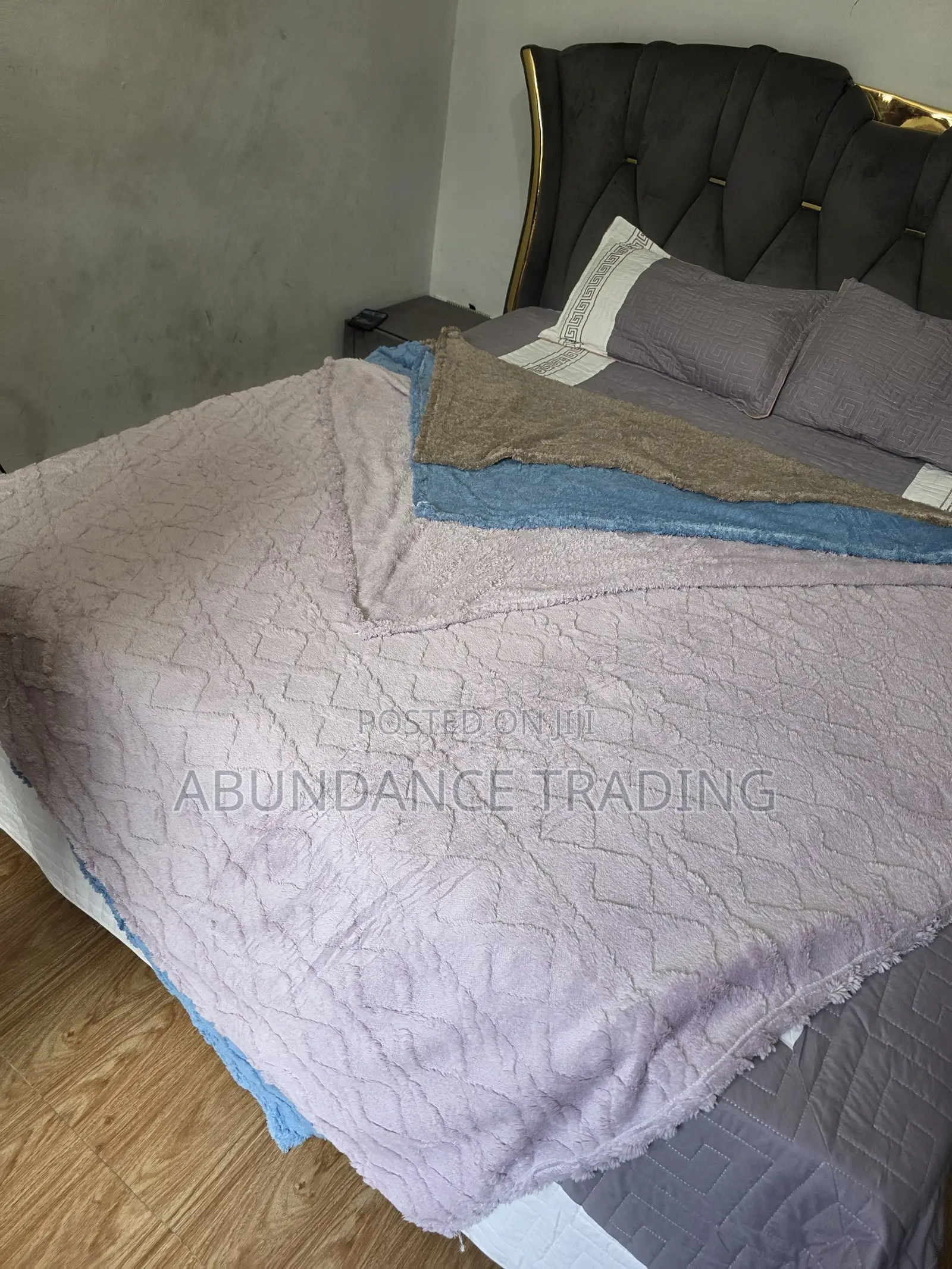 Blanket (ጋቢ ለምኔ)