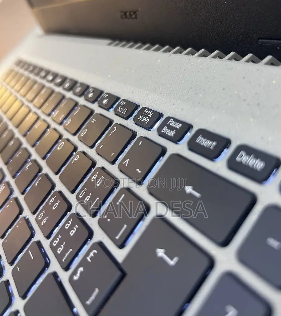 New Laptop Acer 16GB Intel Core i7 SSD 1T