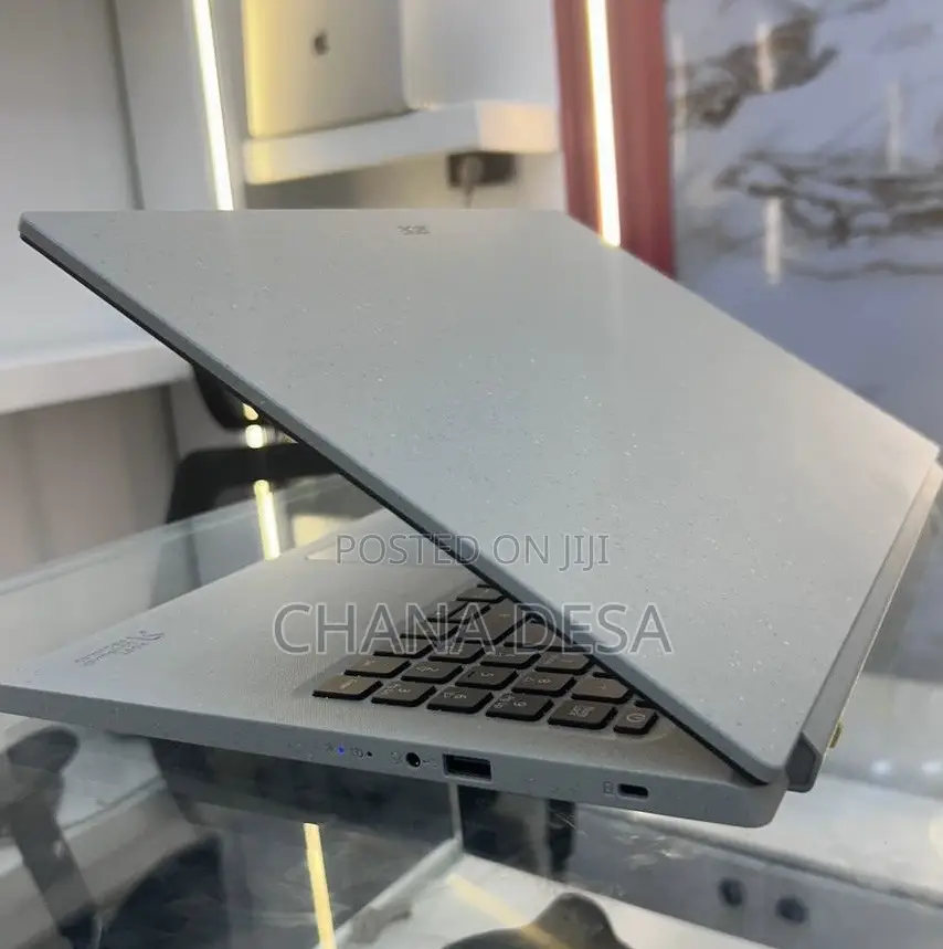 New Laptop Acer 16GB Intel Core i7 SSD 1T