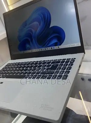 New Laptop Acer 16GB Intel Core i7 SSD 1T