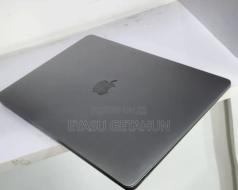 New Laptop Apple MacBook Air 2020 M1 8GB Apple M1 SSD 256GB