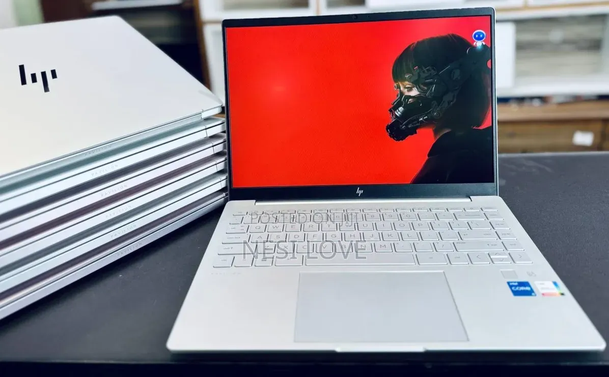 New Laptop HP Pavilion 14-ce1000 16GB Intel Core i5 SSD 512GB