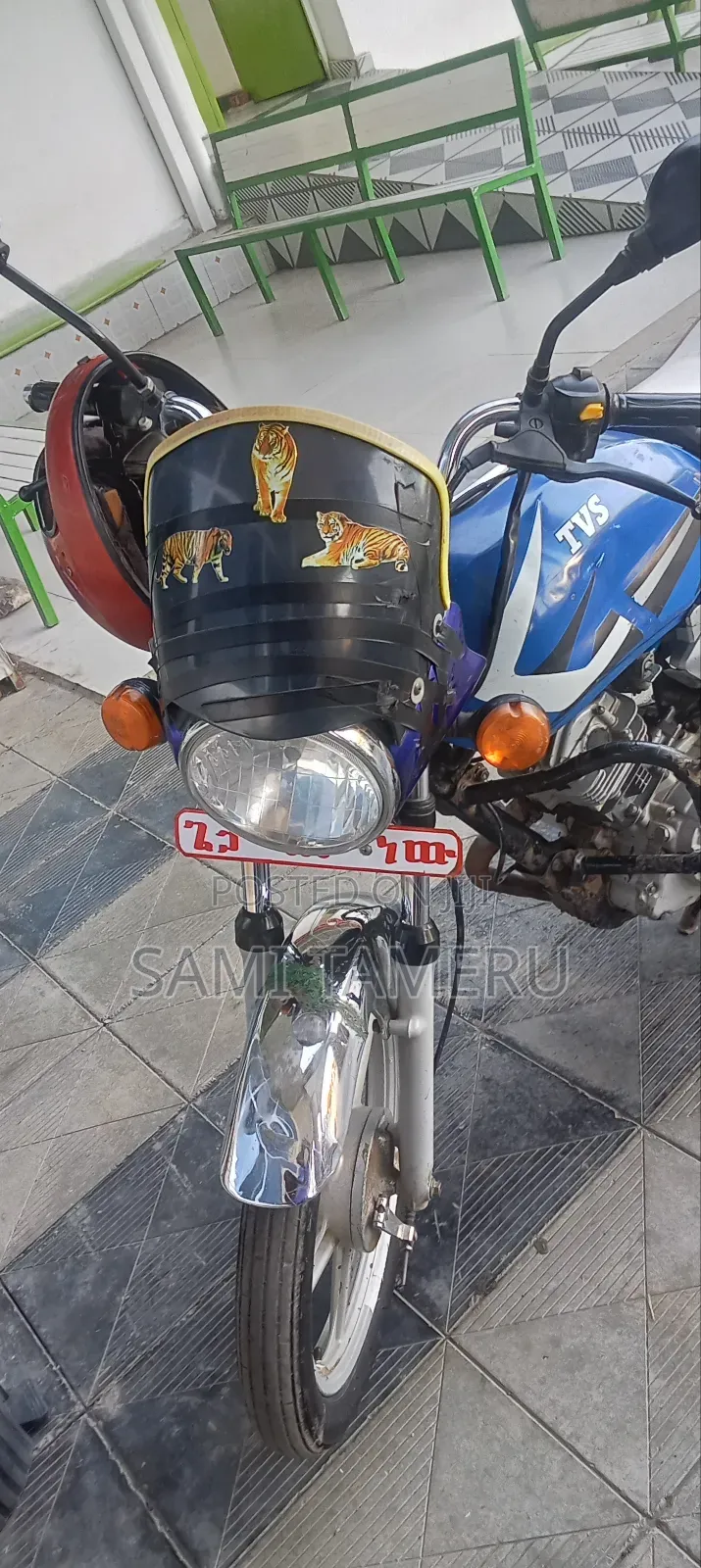 TVS HLX 125 2016 Green