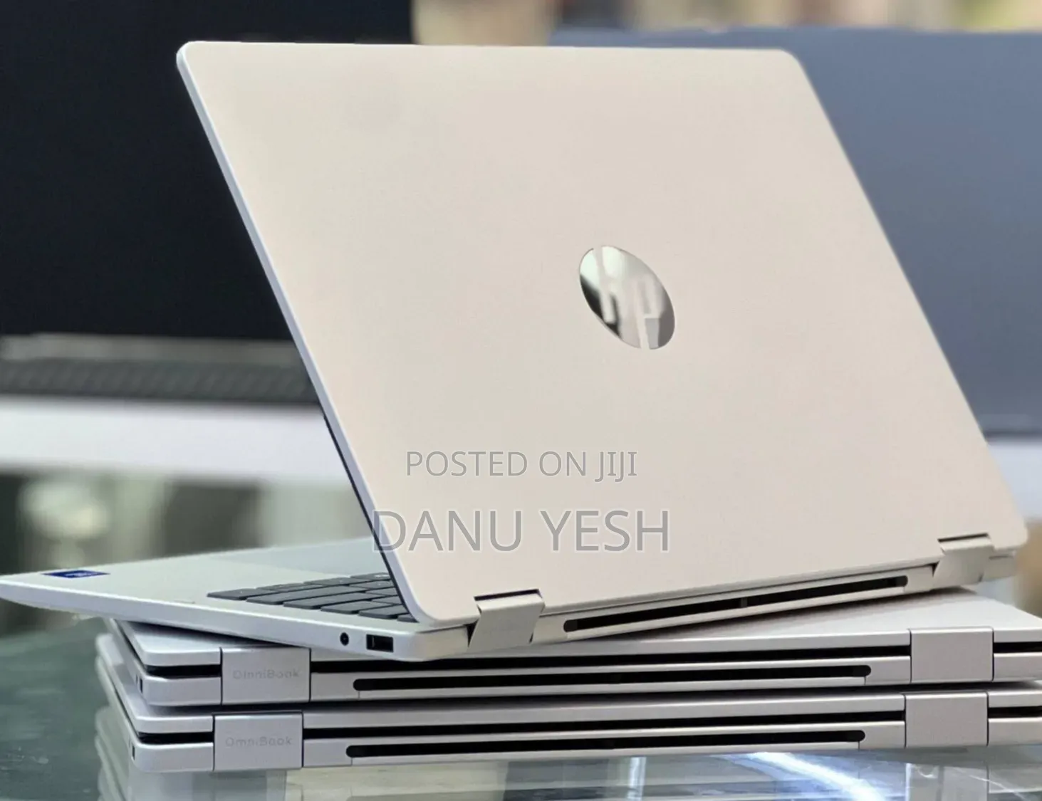 New Laptop HP OmniBook 5 Flip 16GB Intel Core 7 SSD 512GB