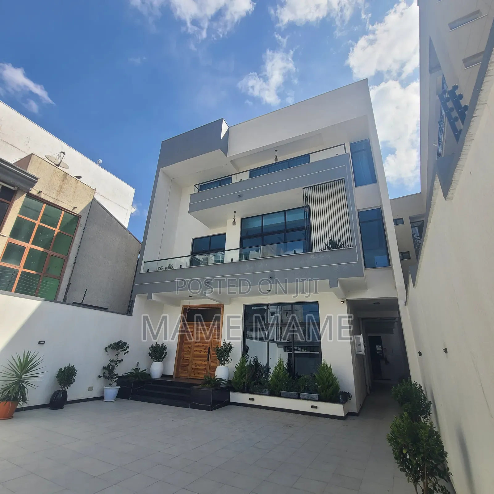 10bdrm House in Addis Ababa, Bole for rent