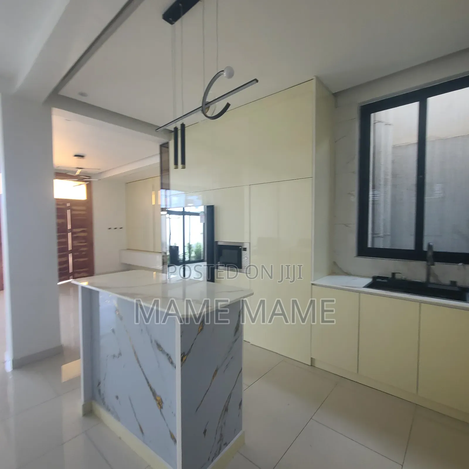 10bdrm House in Addis Ababa, Bole for rent