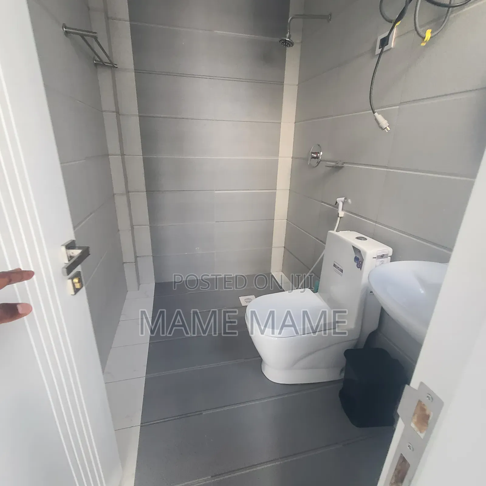 10bdrm House in Addis Ababa, Bole for rent