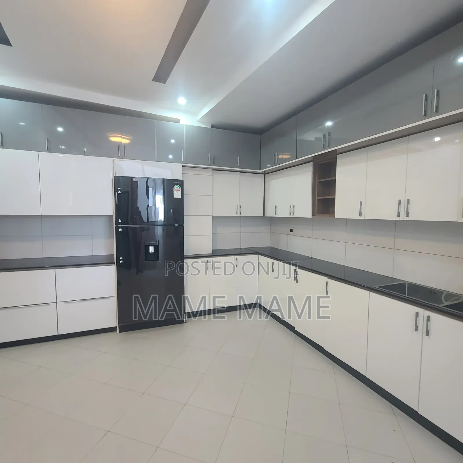 10bdrm House in Addis Ababa, Bole for rent