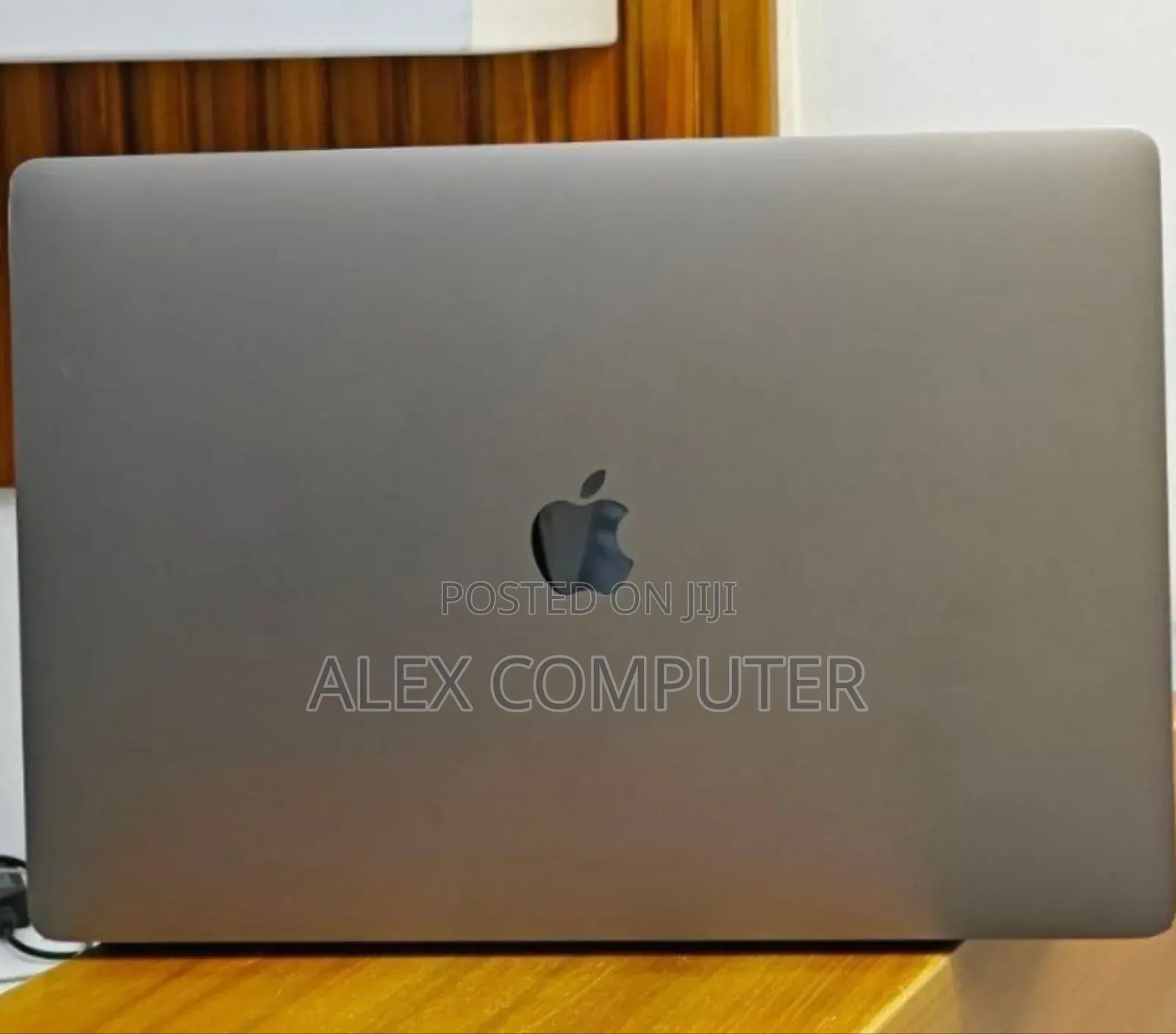 New Laptop Apple MacBook Pro 2019 16GB Intel Core i9 SSD 2T