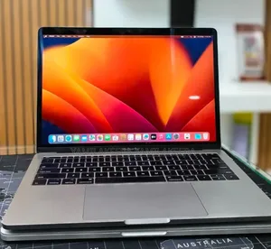 New Laptop Apple MacBook Pro 2017 8GB Intel Core i5 SSD 256GB