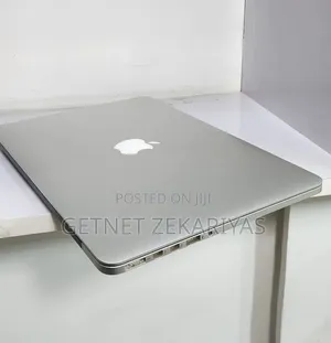 New Laptop Apple MacBook Pro 2013 8GB Intel Core i5 SSD 256GB