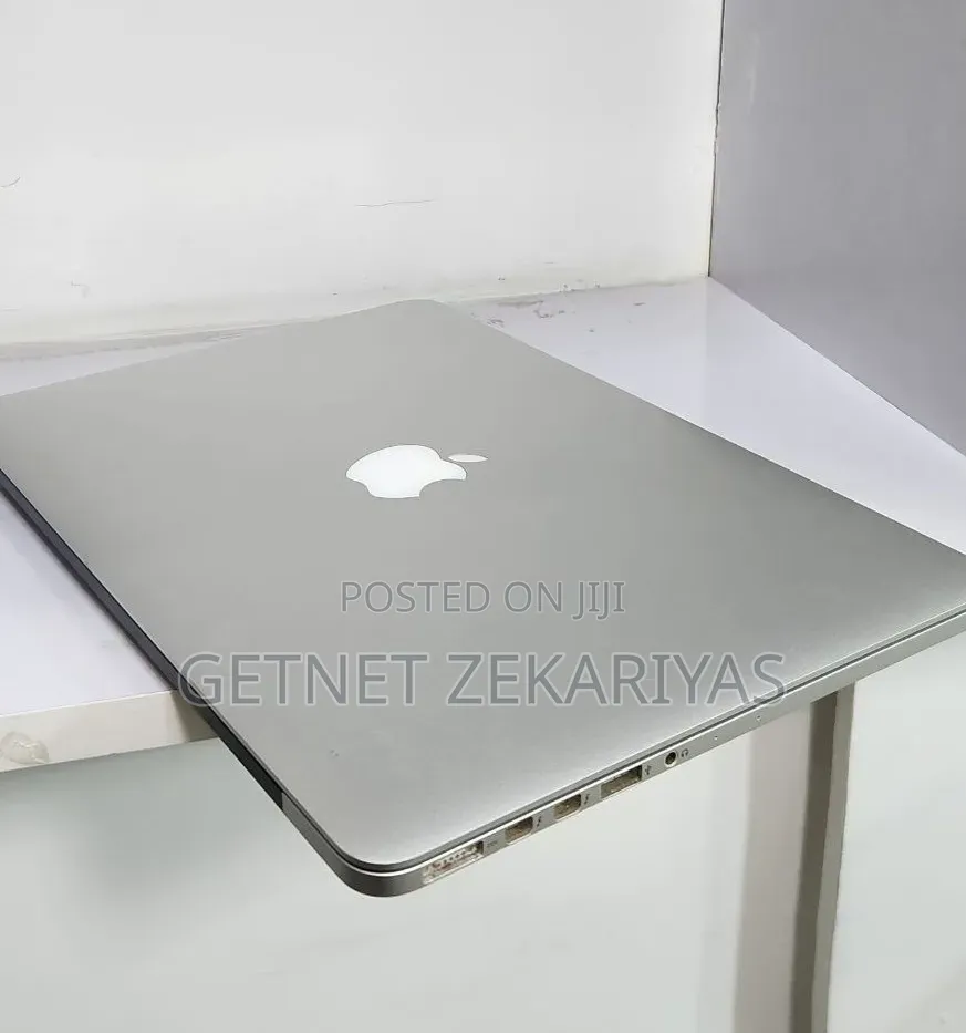 New Laptop Apple MacBook Pro 2013 8GB Intel Core i5 SSD 256GB