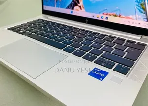 New Laptop HP EliteBook 830 G8 16GB Intel Core i5 SSD 512GB