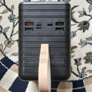 120,000mah Super Fast Charge 66watt Power Bank 25 ስልክ በአንዴ