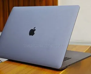 New Laptop Apple MacBook Pro 2018 32GB Intel Core i9 SSD 2T