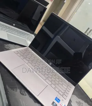 New Laptop HP 16GB Intel Core i5 SSD 512GB
