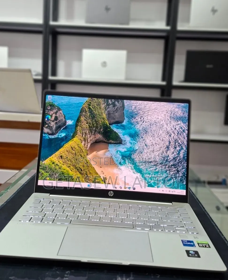 New Laptop HP Pavilion 15 16GB Intel Core i7 SSD 512GB