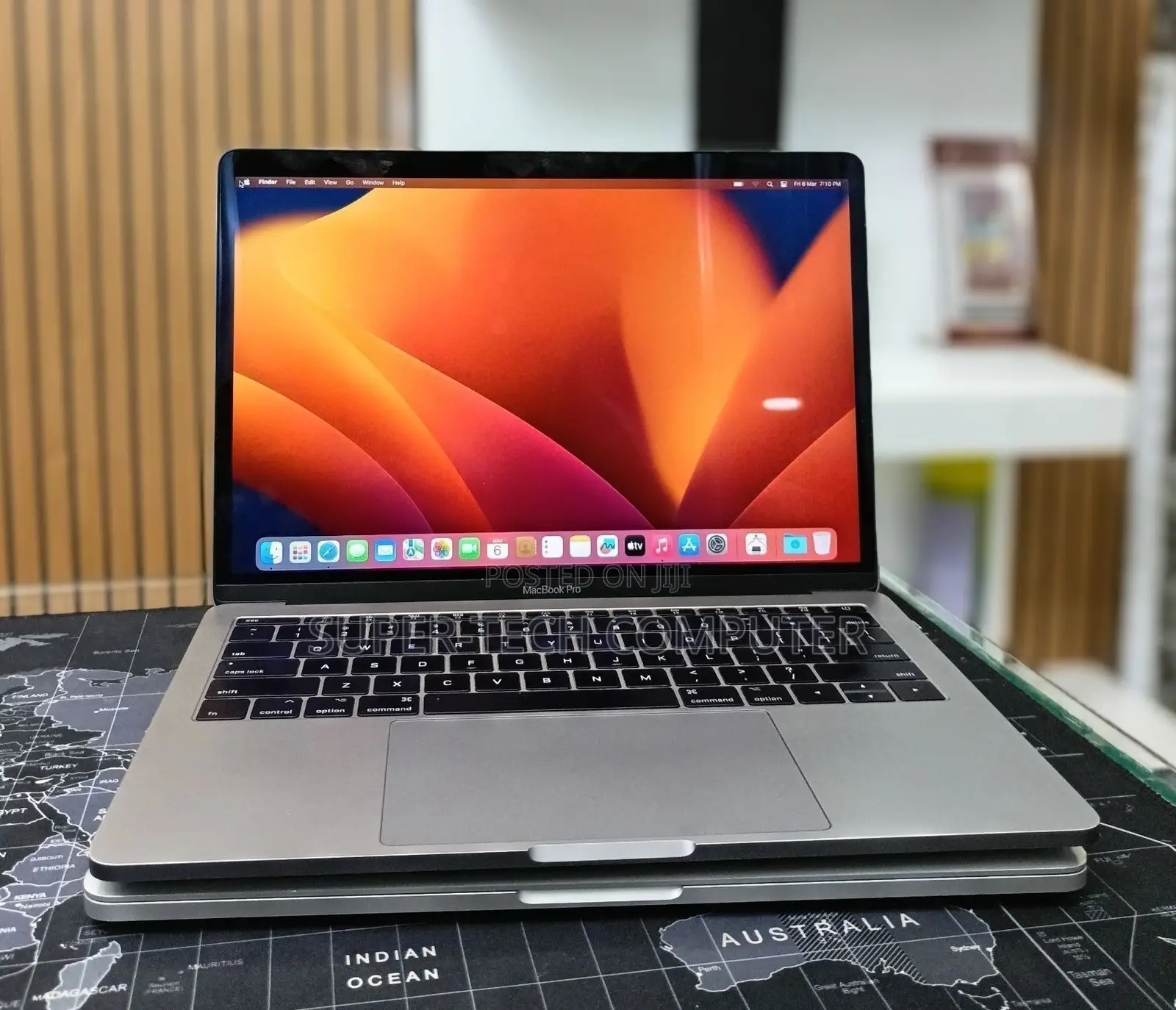New Laptop Apple MacBook Pro 2017 16GB Intel Core i5 SSD 256GB