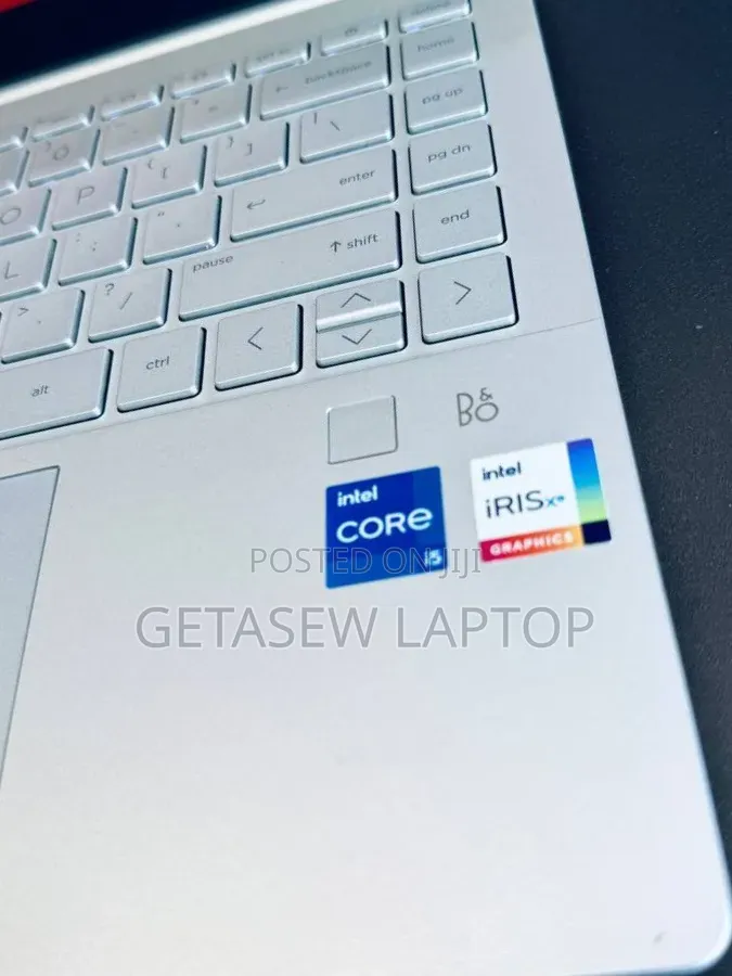 New Laptop HP Pavilion 15 6GB Intel Core i5 SSD 512GB