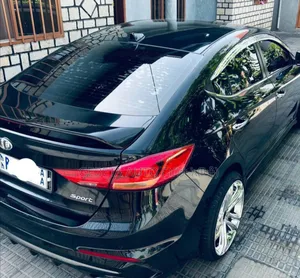 Hyundai Elantra 2017