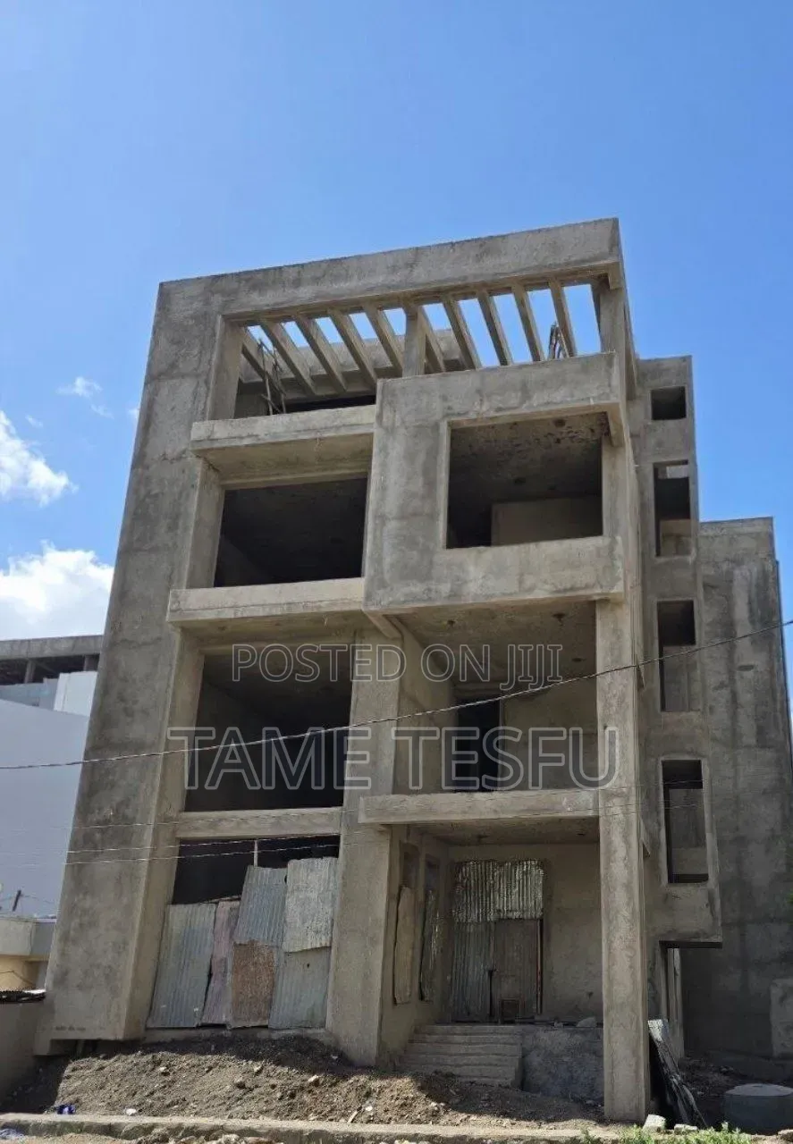 8bdrm House in ሰሚት, Bole for sale