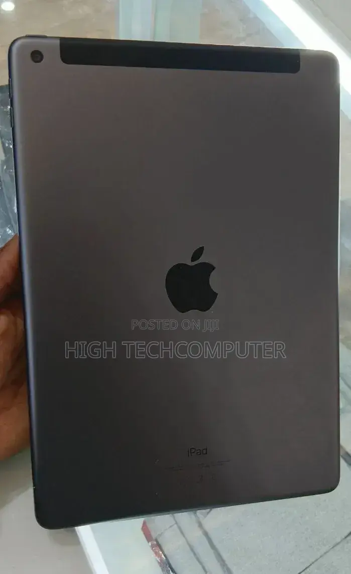 New Apple iPad 9.7 256 GB Silver
