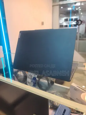 New Laptop Lenovo Yoga 910 16GB AMD Ryzen 7 SSD 512GB