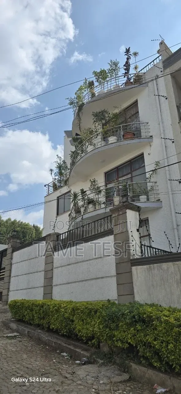 Furnished 6bdrm House in Cmc ባዱሜ, Bole for sale