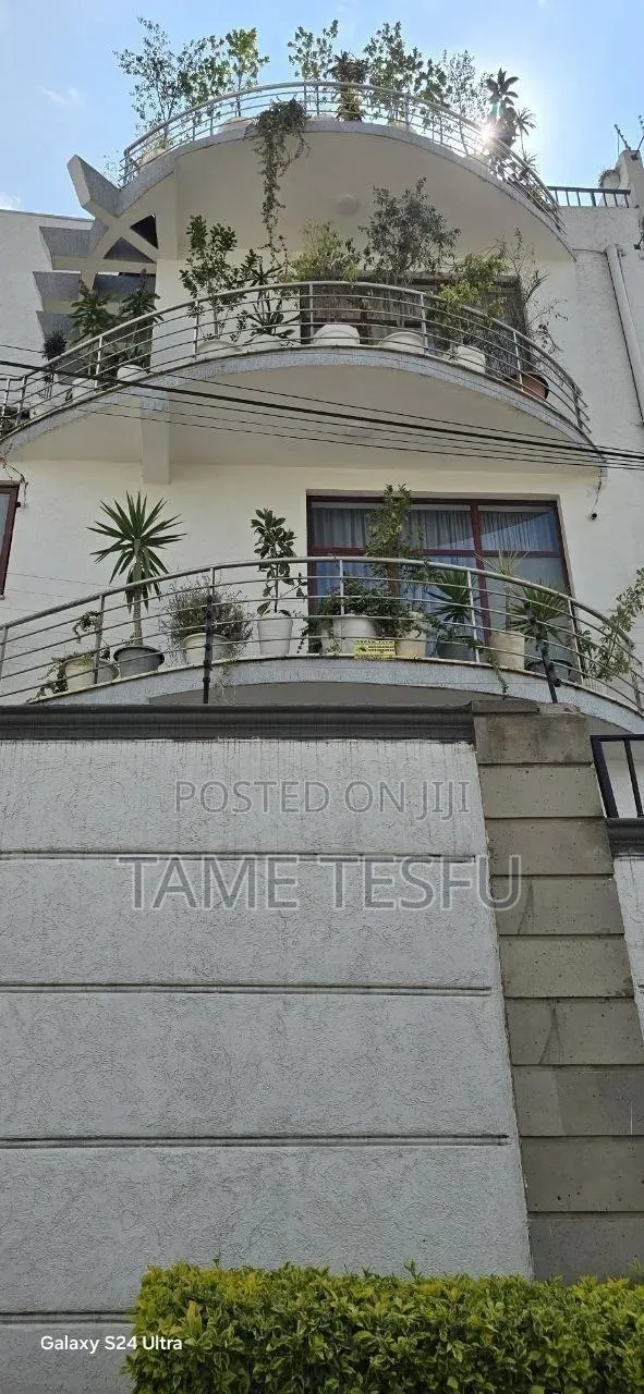 Furnished 6bdrm House in Cmc ባዱሜ, Bole for sale