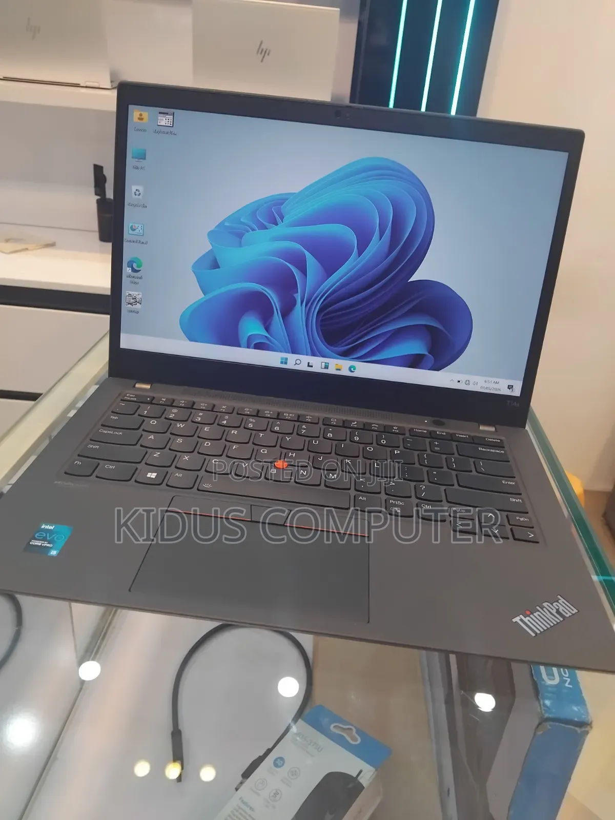 New Laptop Lenovo ThinkPad T14 16GB Intel Core i5 SSD 512GB