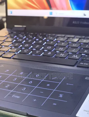 New Laptop Asus VivoBook 15 X505BA 16GB Intel Core i7 SSD 512GB