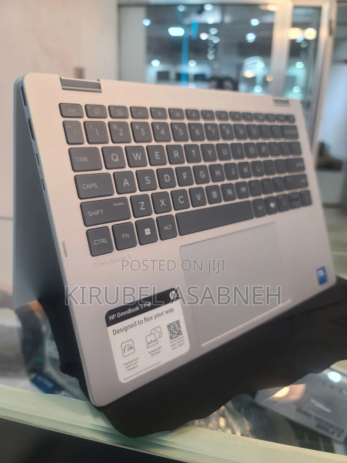 New Laptop HP OmniBook 5 Flip 16GB Intel Core 7 SSD 512GB