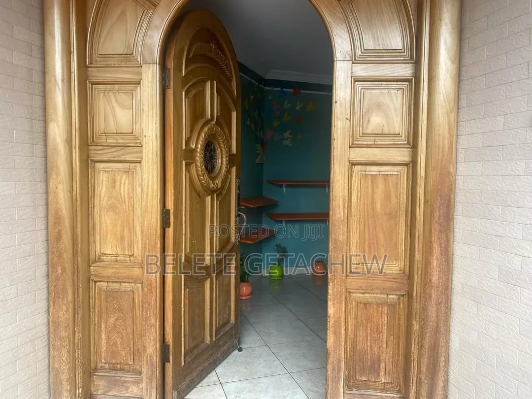 Kotebe- Lamberet, G+4 Building for Sale 405sqm