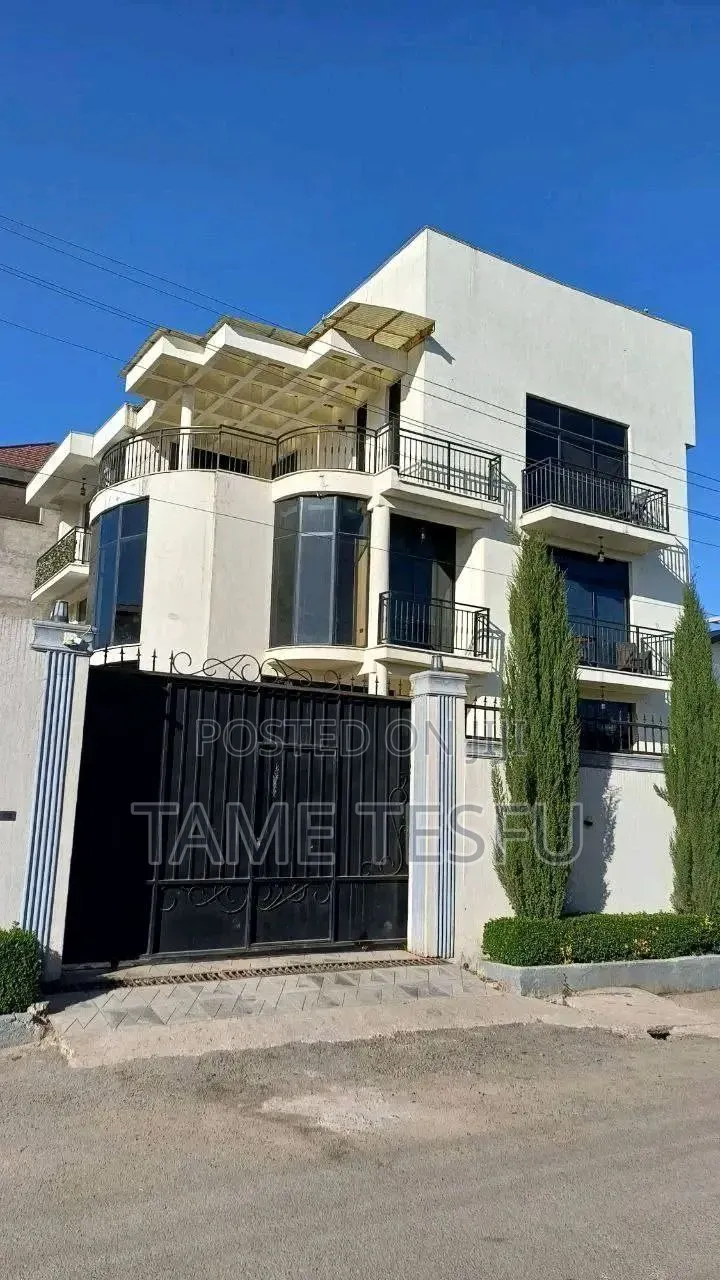 Furnished 10bdrm House in ሀያት, Bole for sale