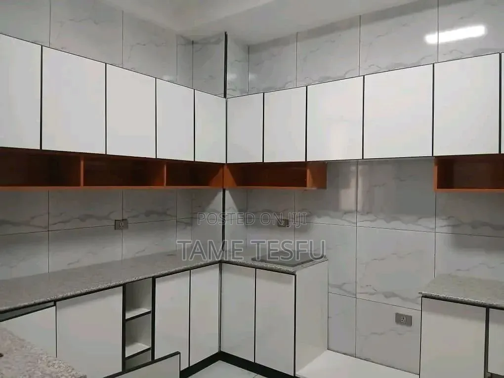 Furnished 8bdrm House in ሀያት, Bole for sale
