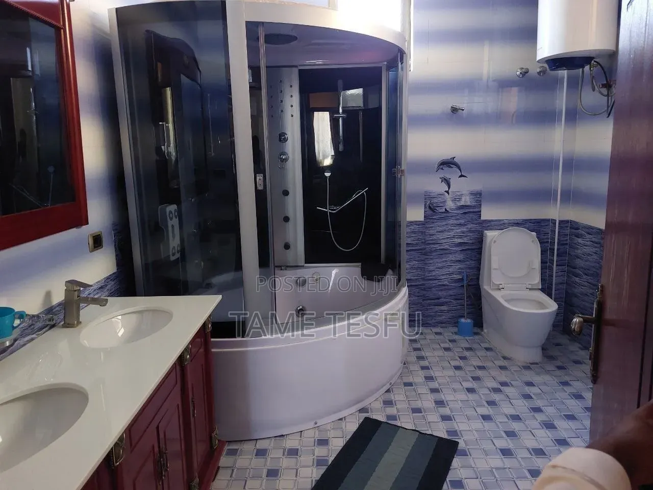 Furnished 9bdrm House in Cmc, Bole for sale