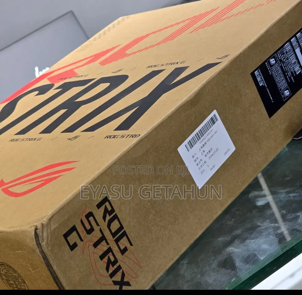 New Laptop Asus ROG Strix G17 16GB Intel Core i9 SSD 1T