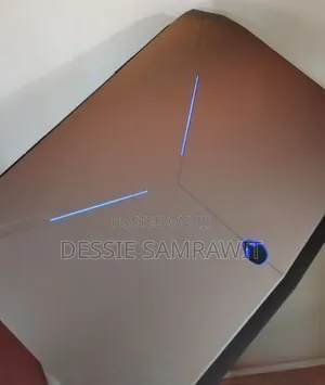 Laptop Alienware Area-51m 16GB Intel Core i5 SSD 256GB