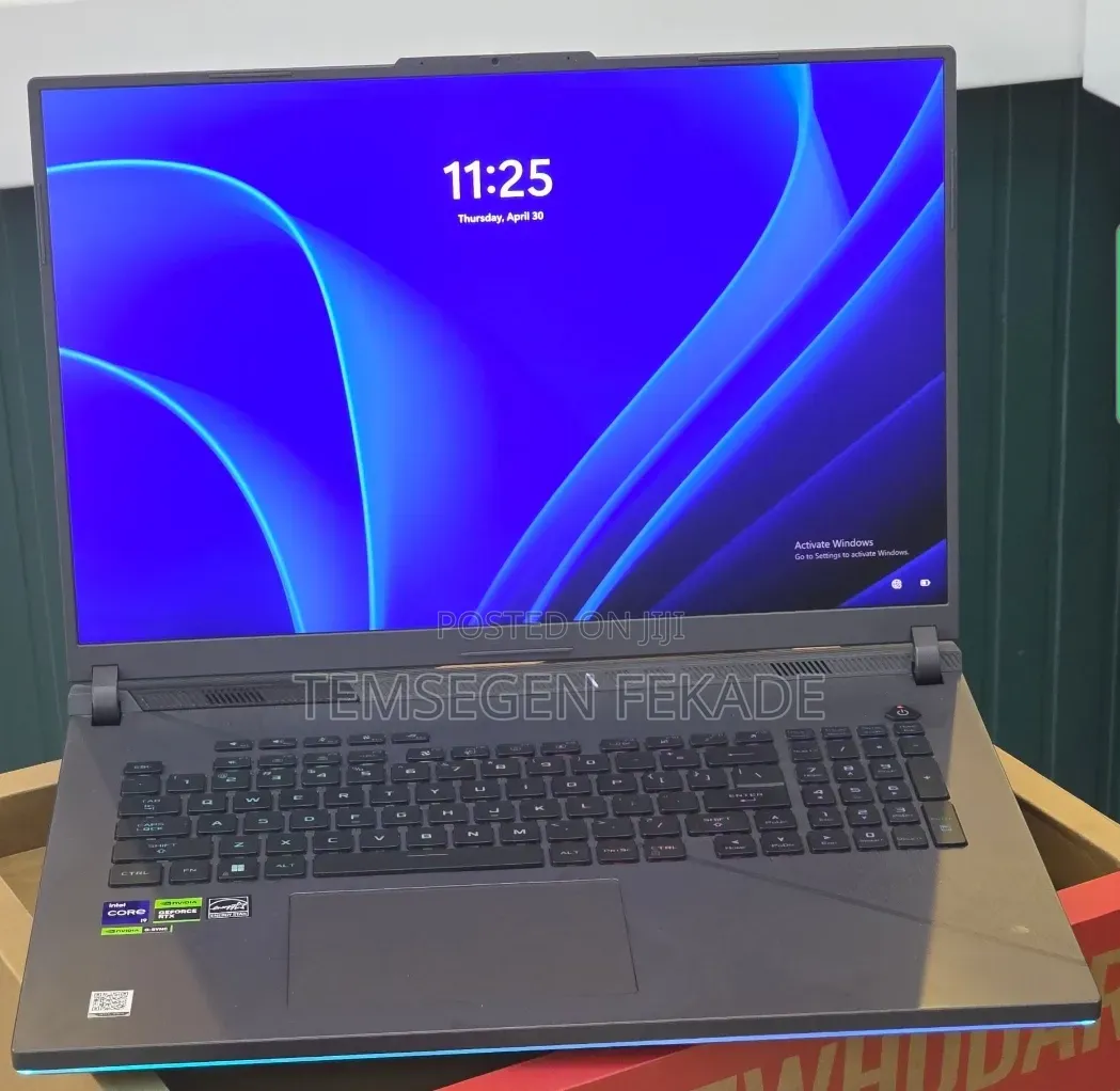 New Laptop Asus ROG Strix G17 16GB Intel Core i9 SSD 1T