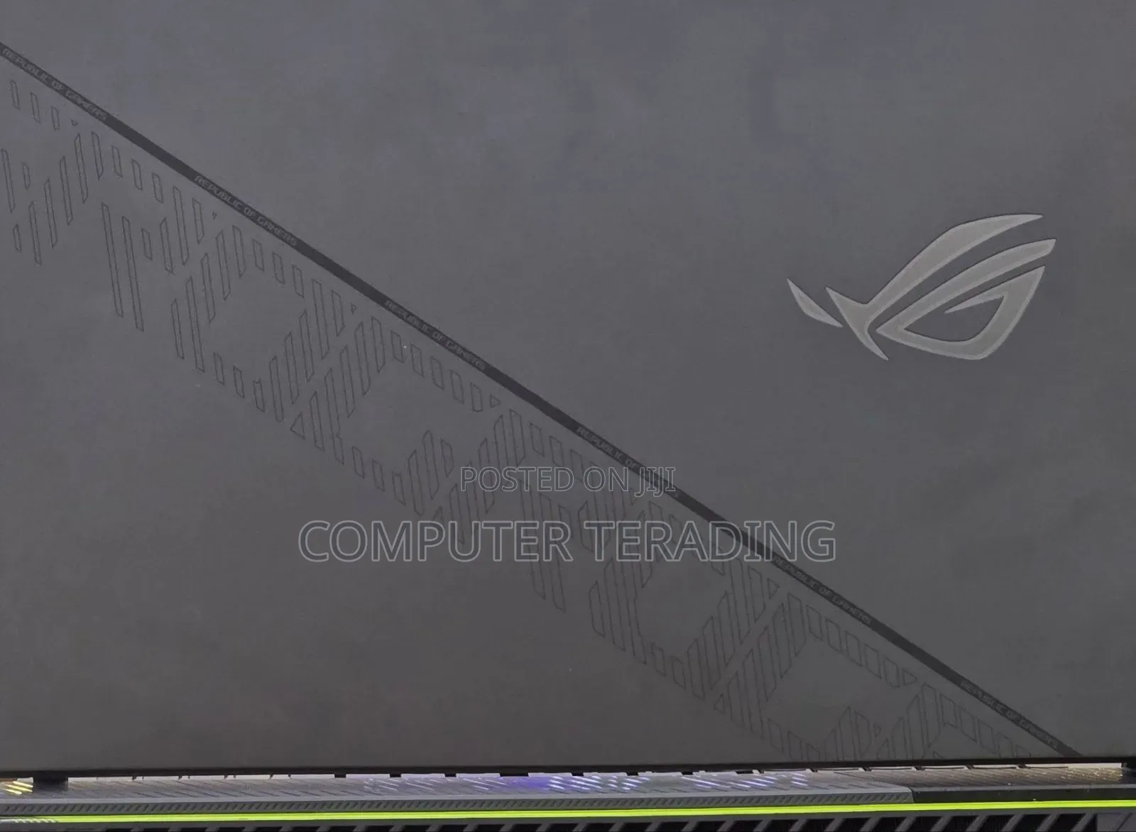 New Laptop Asus ROG Strix G17 16GB Intel Core i9 SSD 1T