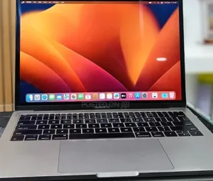 New Laptop Apple MacBook Pro 2017 16GB Intel Core i5 SSD 256GB