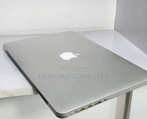 New Laptop Apple MacBook Air 2013 8GB Intel Core i5 SSD 256GB