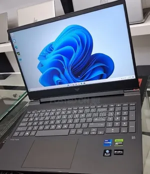 New Laptop HP Victus 16 16GB Intel Core i7 SSD 1T